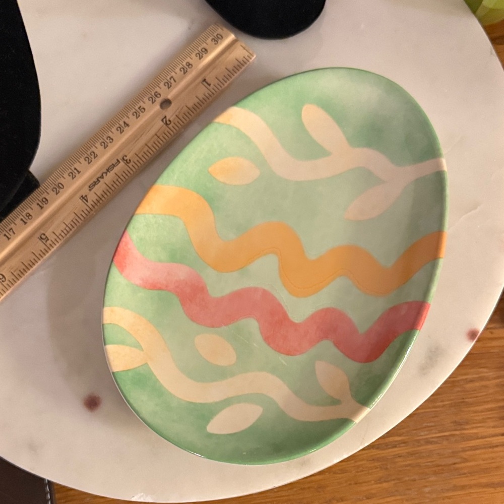 Longaberger Pastel Ceramic easter egg Plate with Wavy Design